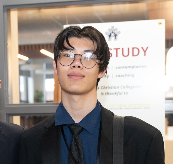 Portrait of Steven Li